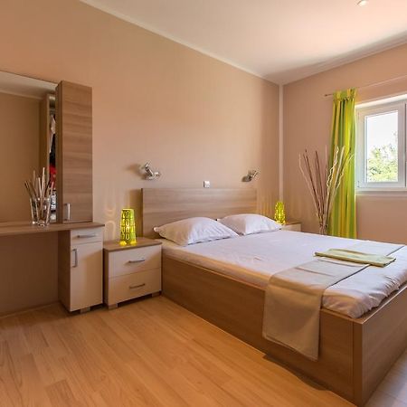 Apartment Puko Bol Zimmer foto