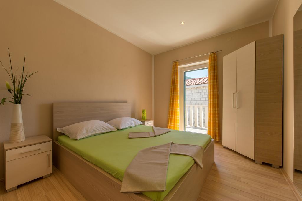 Apartment Puko Bol Zimmer foto
