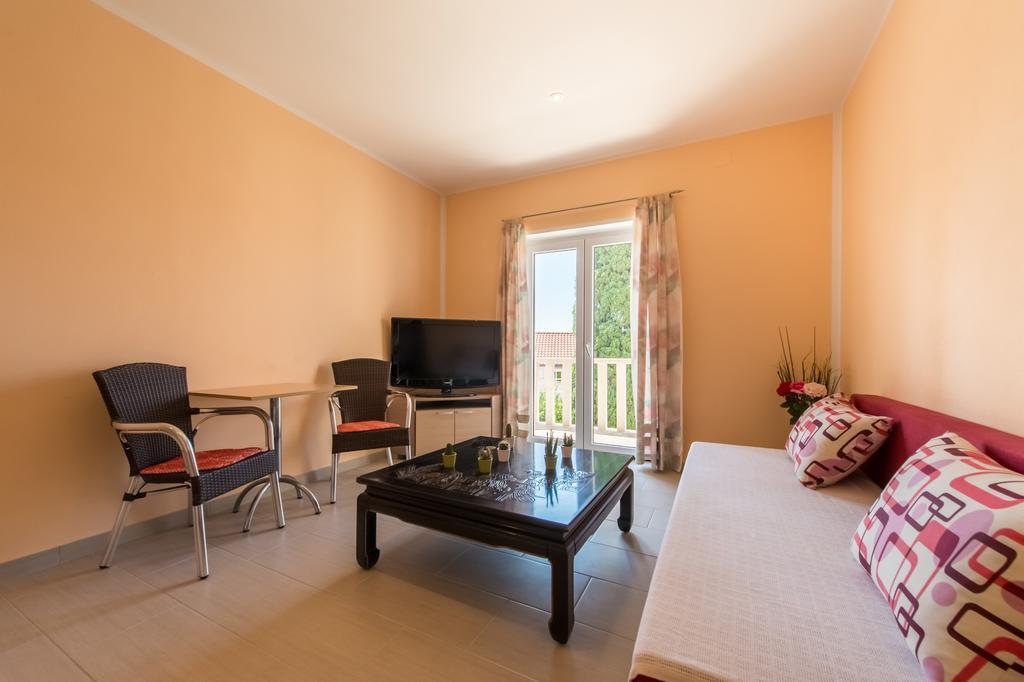 Apartment Puko Bol Zimmer foto
